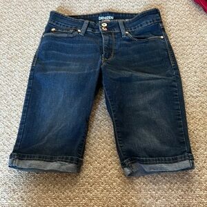 Levi’s Bermuda shorts